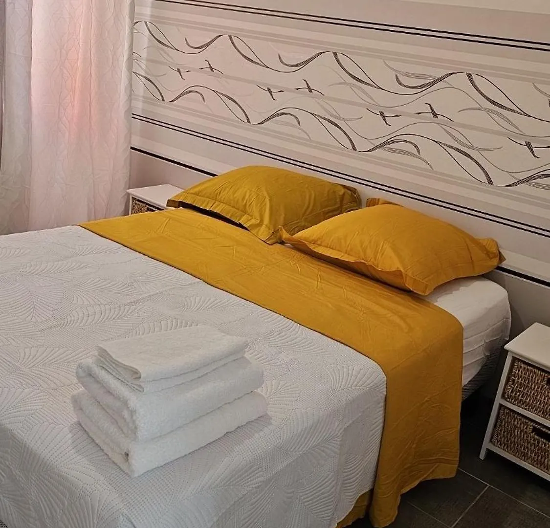 Appartement Loge Au Ptitbonheur à Savasse 0*,
