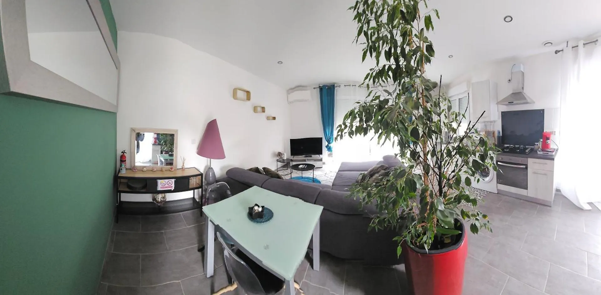 Appartement Loge Au Ptitbonheur à Savasse 0*,