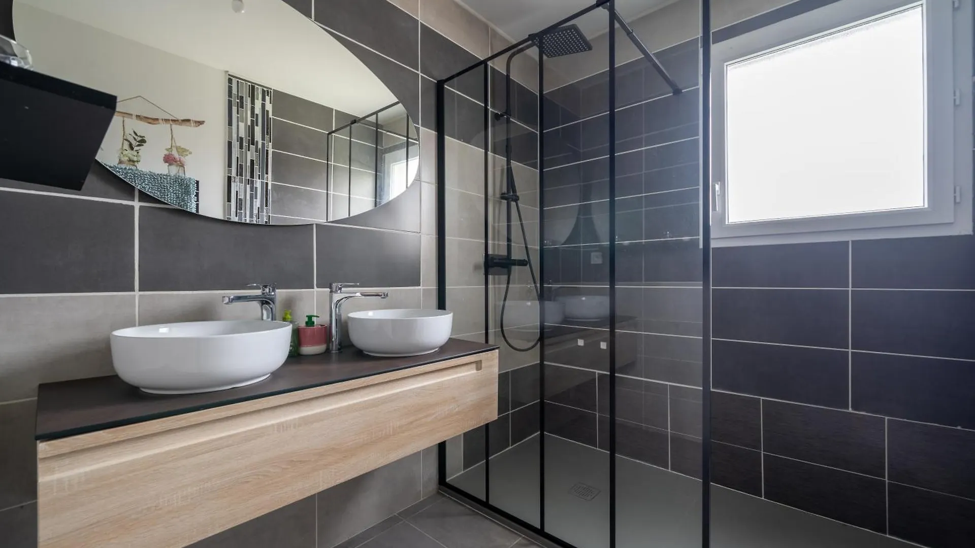 Appartement Loge Au Ptitbonheur à Savasse